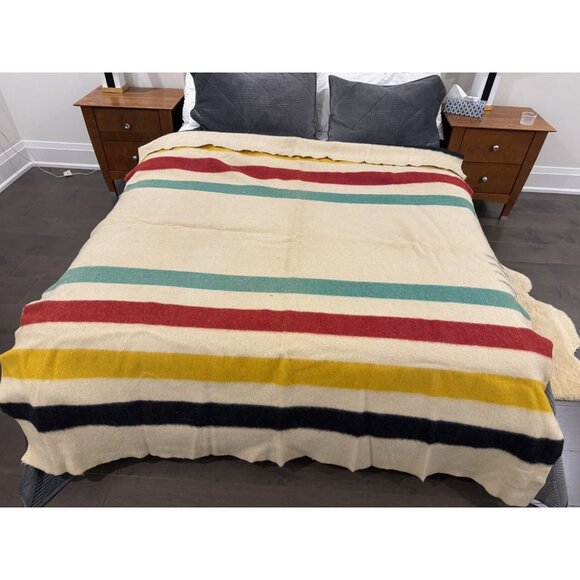 Vintage Hudson Bay HBC 4 Point Stripes Large Wool Blanket Throw Made in England - Picture 4 of 16
